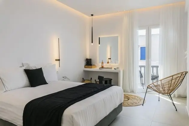 Tek Büyük Yataklı Oda, Kısmi Deniz Manzaralı