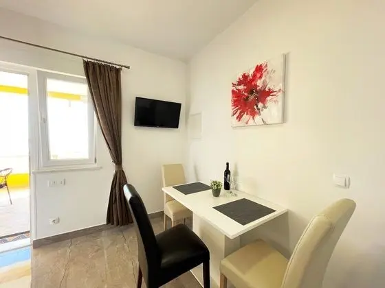 Comfort Apart Daire, 2 Yatak Odası, Teras, Deniz Manzaralı