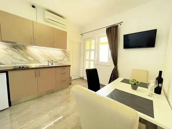 Comfort Apart Daire, 2 Yatak Odası, Teras, Deniz Manzaralı