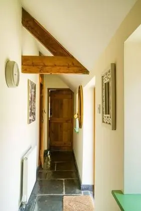 Apart Daire, 1 Büyük (Queen) Boy Yatak ve Çekyat