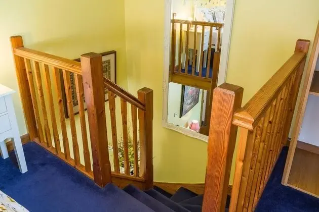 Apart Daire, 1 Büyük (Queen) Boy Yatak ve Çekyat