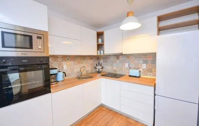 Apart Daire, 2 Yatak Odası, Sigara İçilebilir