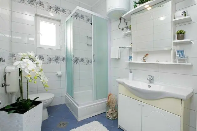 Apart Daire (Three Bedroom Apartment with Balcony )