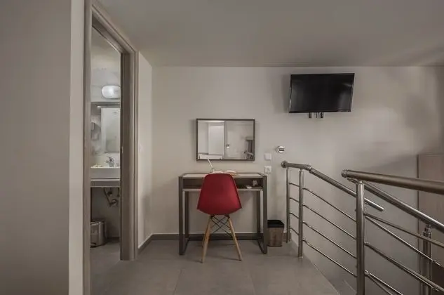 Comfort Tek Büyük Yataklı Oda