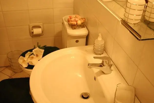 Standard Tek Büyük veya İki Ayrı Yataklı Oda