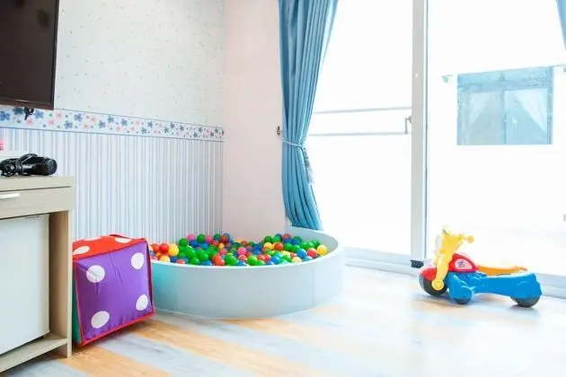 Deluxe Üç Kişilik Oda, Balkon