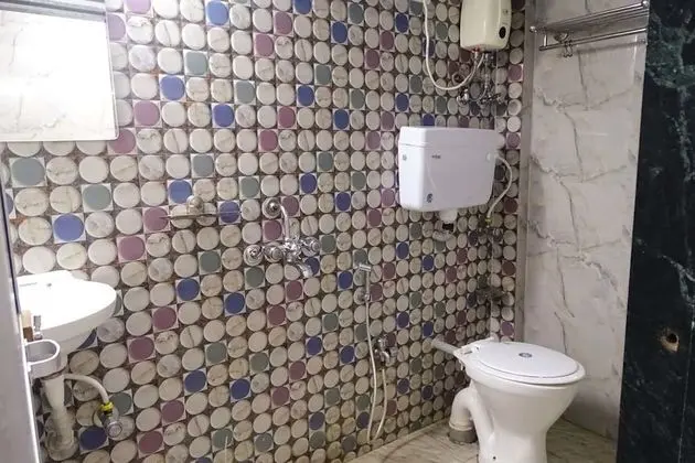 Ortak Ranzalı Oda, Karma Ranzalı Oda