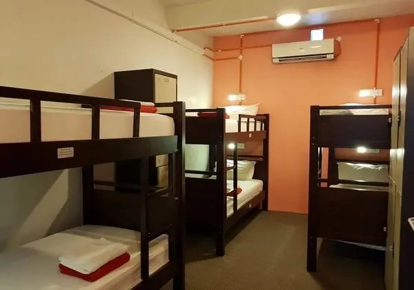 Ortak Ranzalı Oda, Karma Ranzalı Oda (1 Bed in 6-Bed)