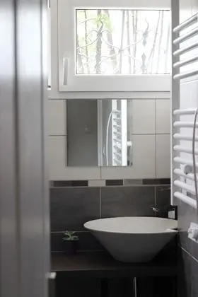 Tek Büyük Yataklı Oda, Ortak Banyo