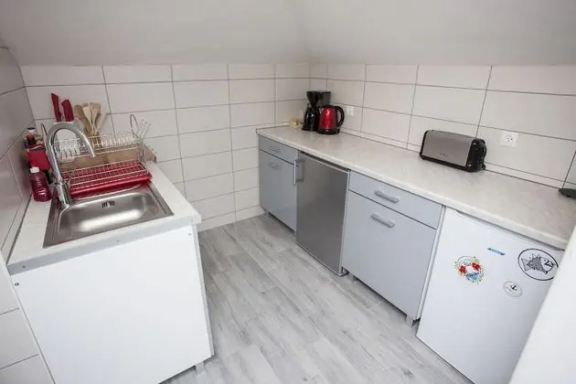 Üç Kişilik Oda, Ortak Banyo