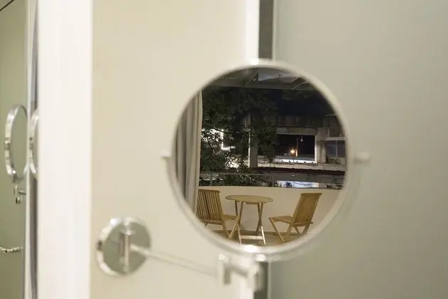 Tek Büyük Yataklı Oda, Balkon, Bahçe Manzaralı