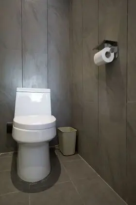Tek Büyük Yataklı Oda, Balkon, Bahçe Manzaralı