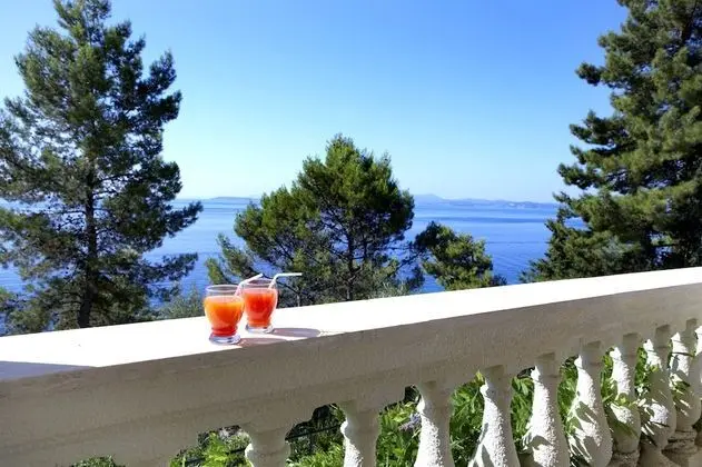 Family Bungalov, Deniz Manzaralı