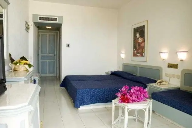 1 Çift Kişilik Veya 2 Tek Kişilik Yatak Garden View