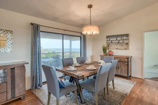 Ev (Sunshine Daydream)