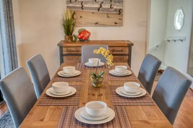 Ev (Sunshine Daydream)