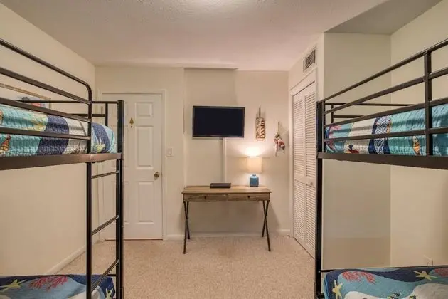 Ev (Sunshine Daydream)