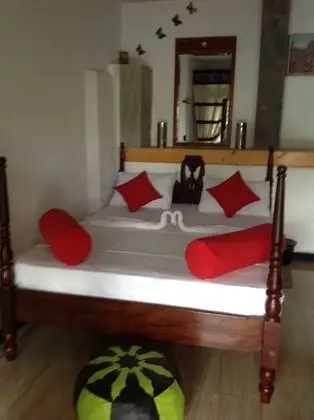 Deluxe Oda, 1 Yatak Odası, Sigara İçilebilir, Bahçe Manzaralı