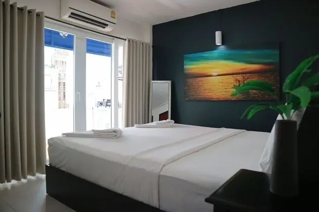 Deluxe Tek Büyük Yataklı Oda