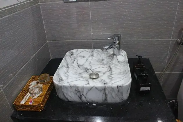 Basic İki Ayrı Yataklı Oda