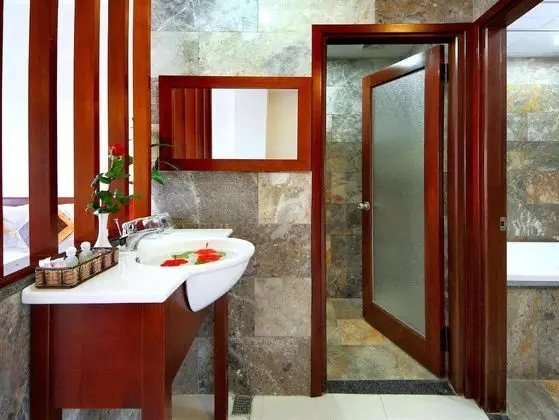 Deluxe Dört Kişilik Oda, Balkon