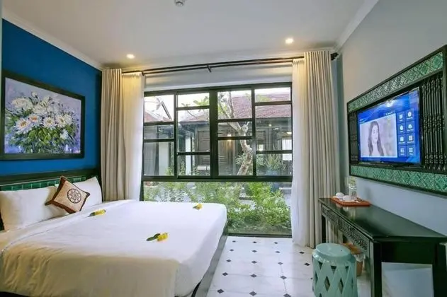 Deluxe Tek Büyük Yataklı Oda