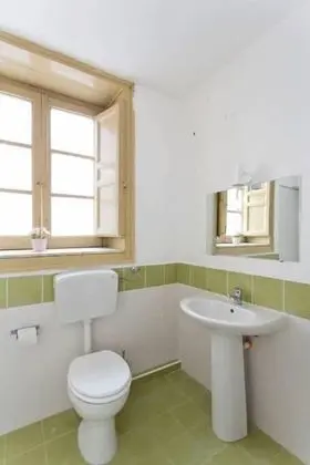 Deluxe Ortak Ranzalı Oda