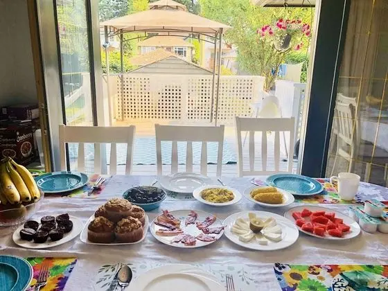 Standard Üç Kişilik Oda, Birden Çok Yatak, Sigara İçilmez, Bahçe Manzaralı