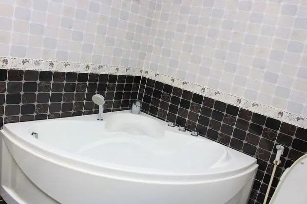 Deluxe Tek Büyük Yataklı Oda, Küvet