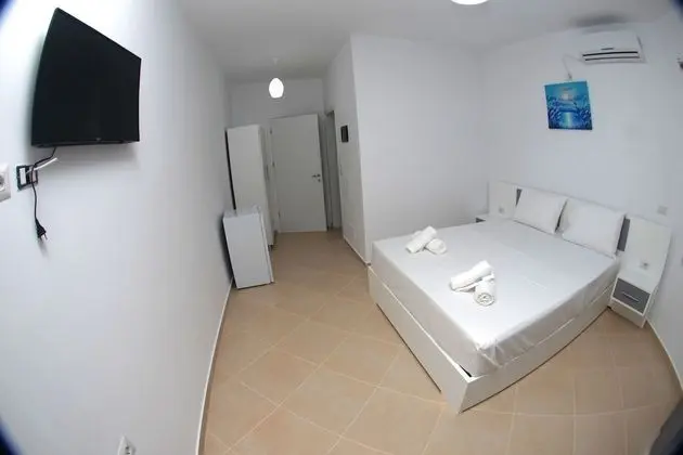 Tek Büyük Yataklı Oda, Balkon