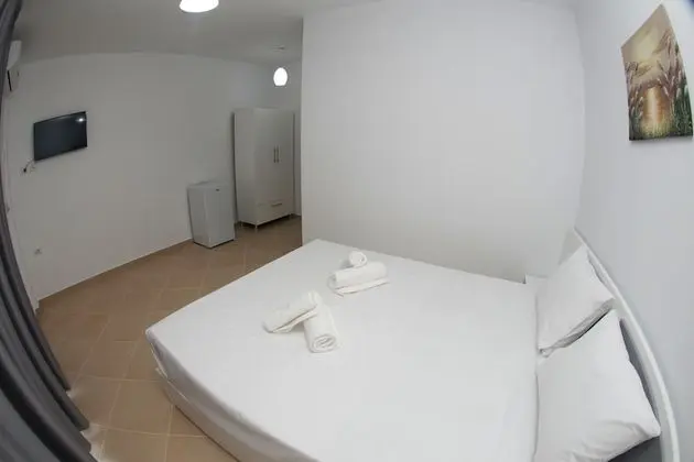 Tek Büyük Yataklı Oda, Balkon