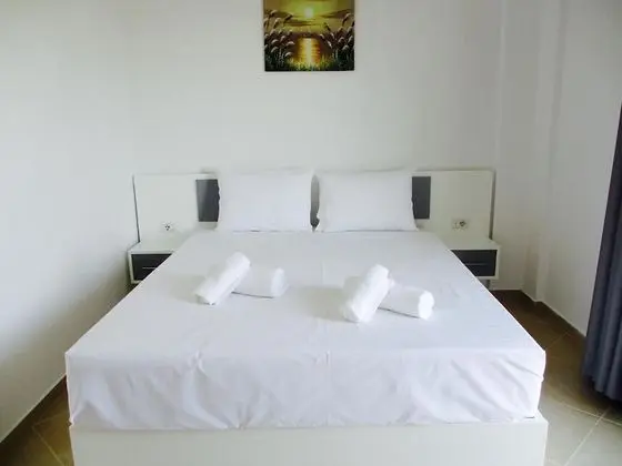 Tek Büyük Yataklı Oda, Balkon