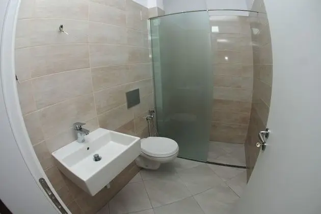 Tek Büyük Yataklı Oda, Balkon