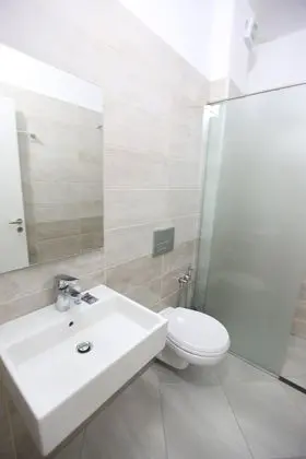 Tek Büyük Yataklı Oda, Balkon