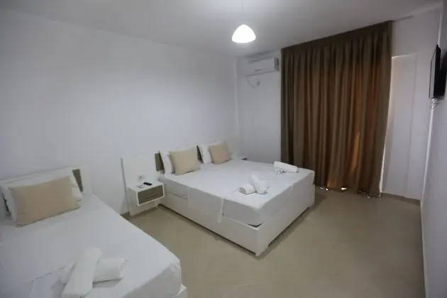 Üç Kişilik Oda, Balkon