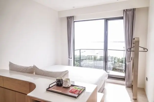 Classic Tek Büyük Yataklı Oda, 1 Büyük (Queen) Boy Yatak, Balkon, Okyanus Manzaralı