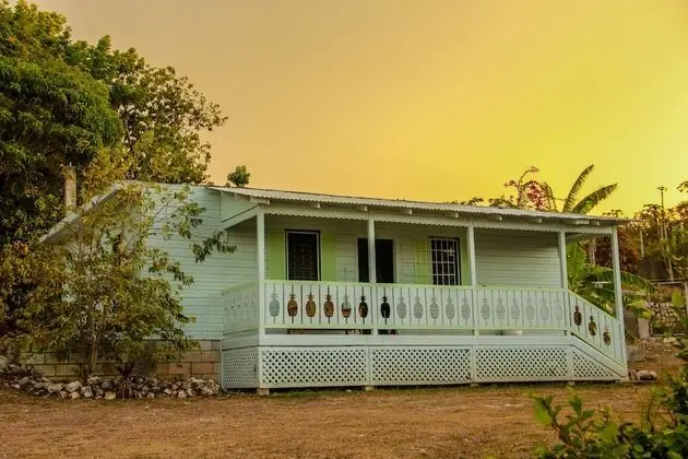 Traditional Kır Evi