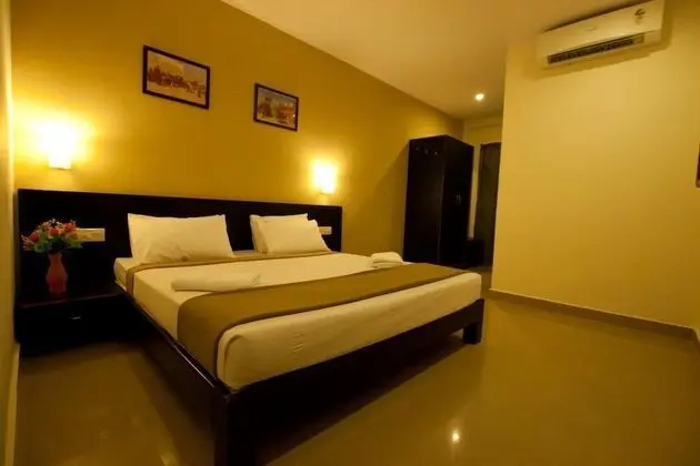 Deluxe AC Room