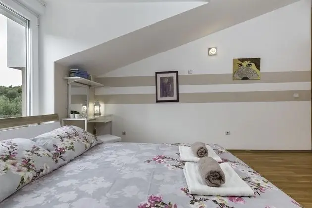 Villa, 5 Yatak Odası, Kişiye Özel Havuzlu