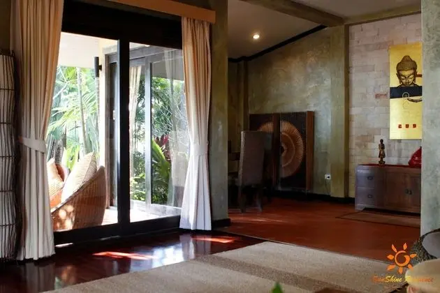 Villa, Jakuzi, Plaj Kenarı