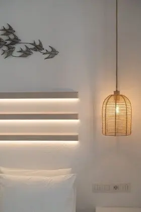 Superior Tek Büyük Yataklı Oda, Havuz Manzaralı