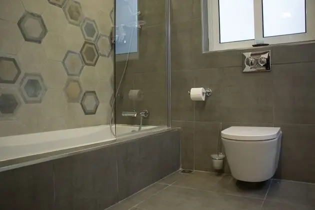 Tek Büyük Yataklı Oda, Ortak Banyo (Lime)