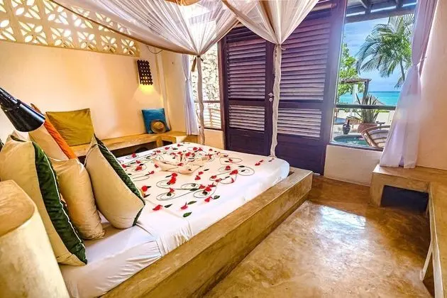 Honeymoon Suite, Private Plunge Pool, Oceanfront