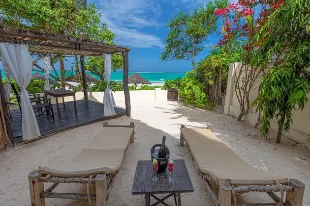 Honeymoon Suite, Private Plunge Pool, Oceanfront
