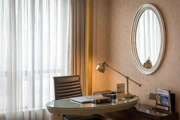 Deluxe Tek Büyük Yataklı Oda, Dağ Manzaralı