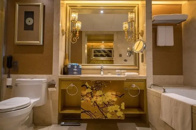 Deluxe Tek Büyük Yataklı Oda, Dağ Manzaralı