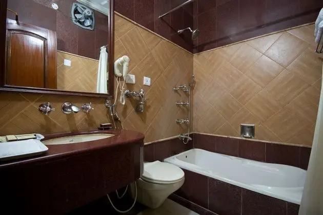 Business Tek Büyük veya İki Ayrı Yataklı Oda, 1 Çift Kişilik veya 2 Tek Kişilik Yatak, Penceresiz