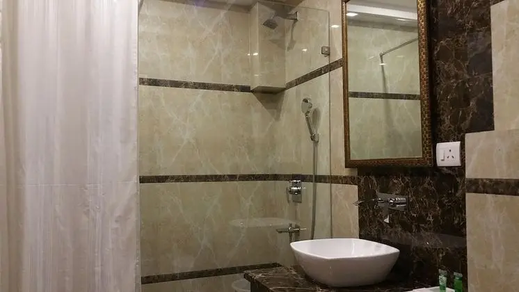 Deluxe Oda, 1 Çift Kişilik Yatak, Penceresiz