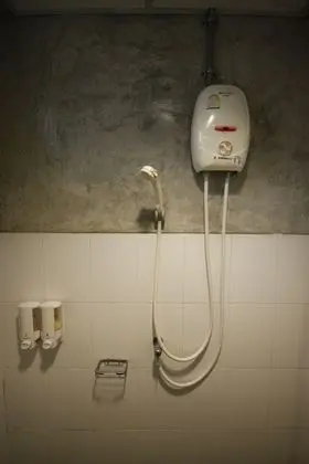 Üç Kişilik Oda