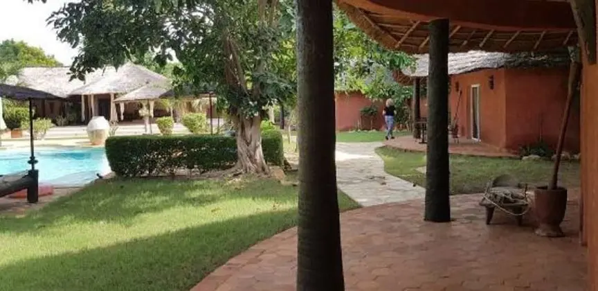 Comfort Bungalov, Havuz Manzaralı